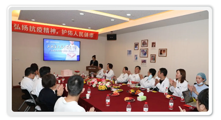 “,醫(yī),”,路,同行,承載,光明,這個(gè),醫(yī)師,節(jié)希, “,醫(yī),”,路,同行,承載,光明,這個(gè),醫(yī)師,節(jié)希,